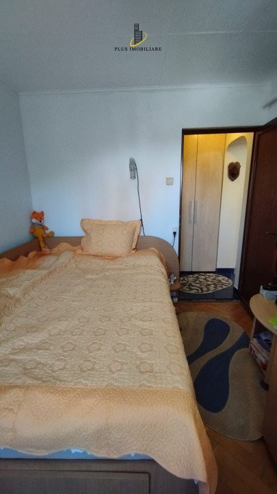 APARTAMENT 2 CAMERE, MOBILAT, PODU ROS, FARA RISC