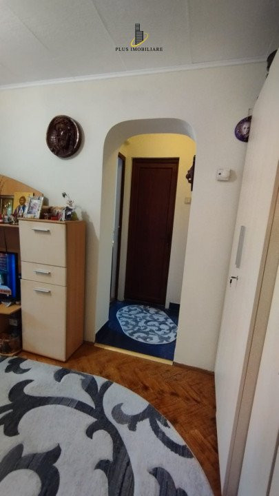 APARTAMENT 2 CAMERE, MOBILAT, PODU ROS, FARA RISC