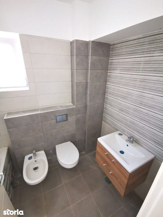Apartament 3 camere decomandat FINALIZAT cu 2 bai bloc nou Kaufland-Pacurari 
