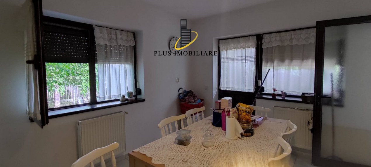 Vila Popas Pacurari, 4 camere, 3 bai, beci