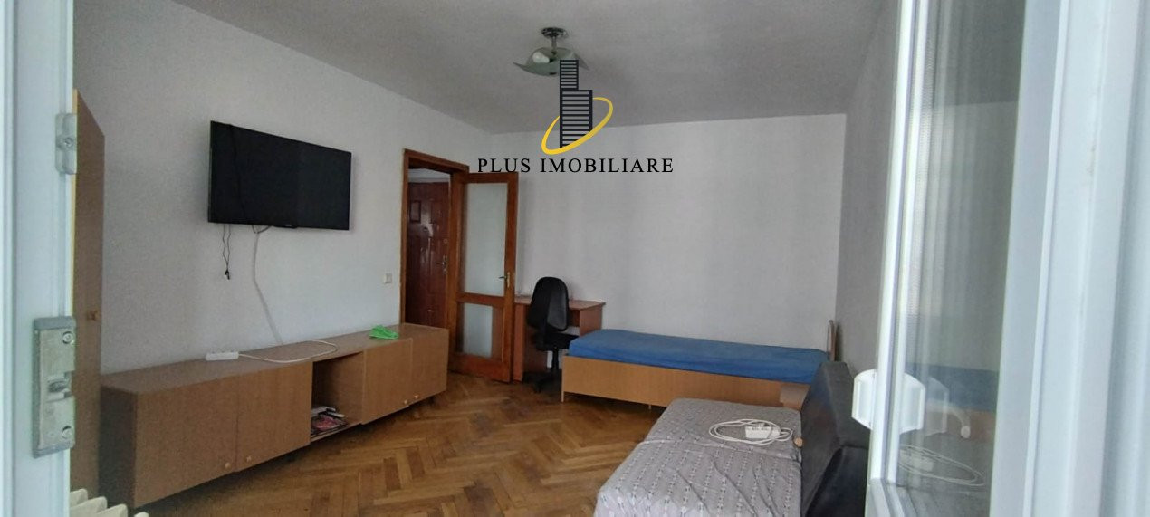 APARTAMENT 2 CAMERE, DECOMANDAT, BULEVARDUL INDEPENDENTEI, LANGA UMF, NEGOCIABIL