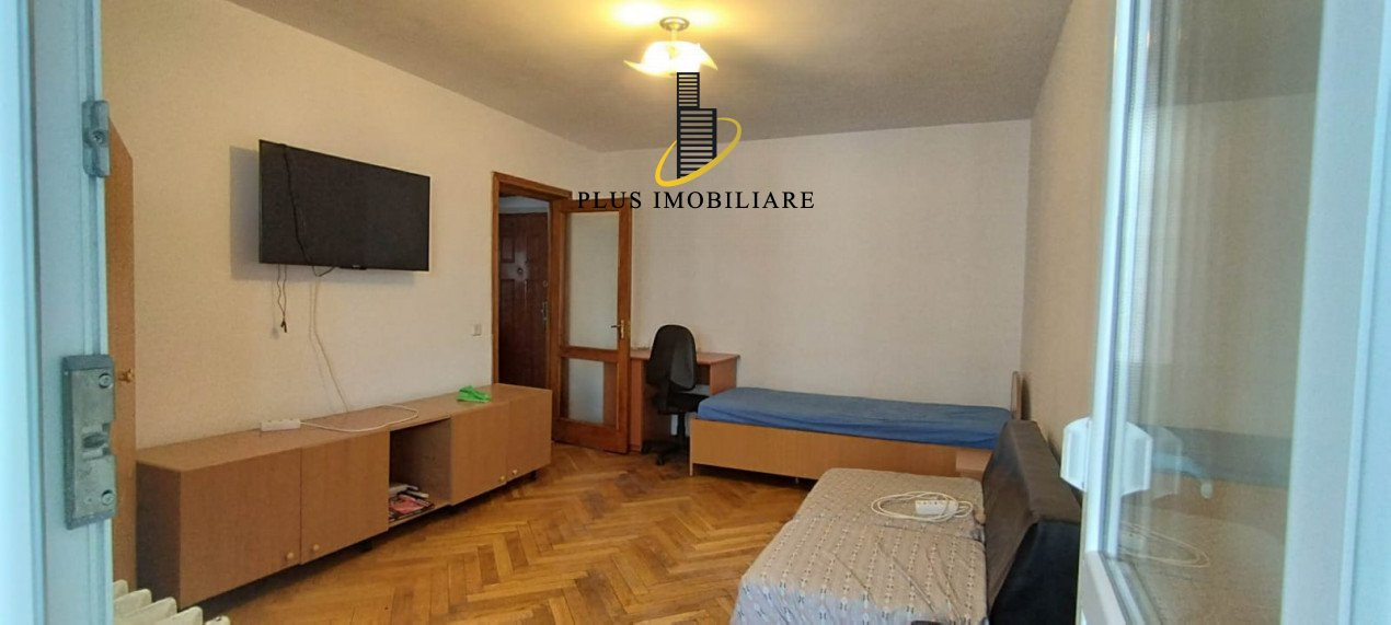 APARTAMENT 2 CAMERE, DECOMANDAT, BULEVARDUL INDEPENDENTEI, LANGA UMF, NEGOCIABIL