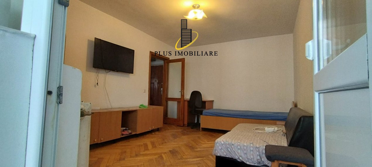 APARTAMENT 2 CAMERE, DECOMANDAT, BULEVARDUL INDEPENDENTEI, LANGA UMF, NEGOCIABIL