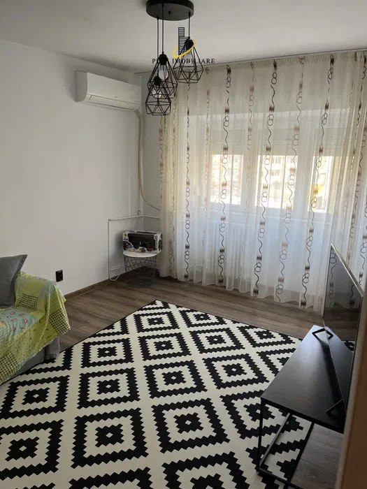 Apartament 3 camere Gara-Carrefour(Billa)