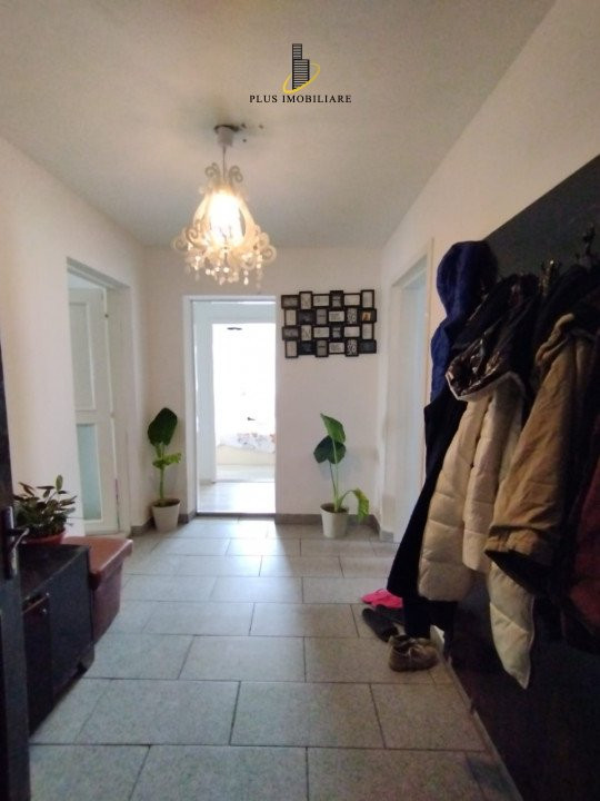 Apartament 4 camere Pacurari-Rond 2000