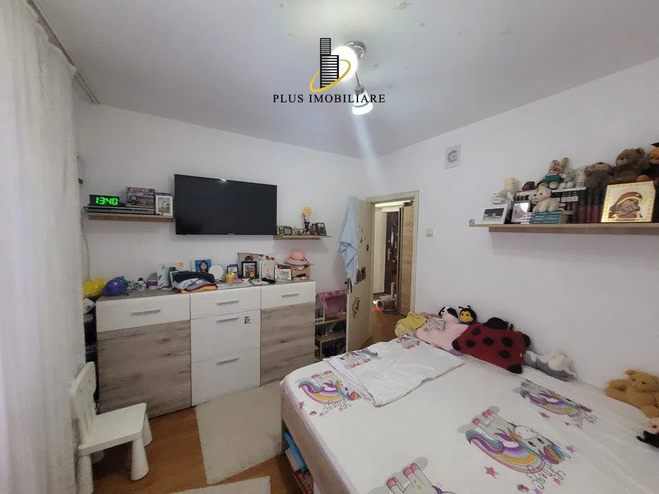 Pacurari- Alpha Bank 2 camere decomandat mobilat si utilat 