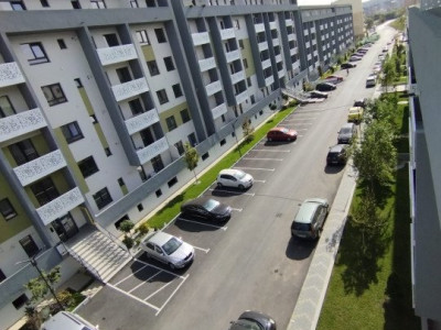 Apartament 3 camere decomandat cu 2 bai bloc nou Kaufland-Pacurari