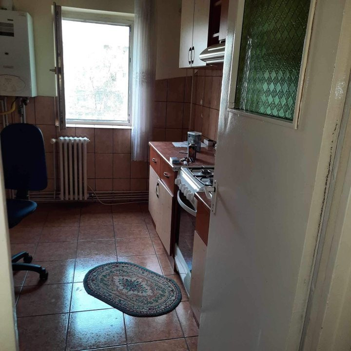 Apartament 2 camere decomandat Gara etaj 2 