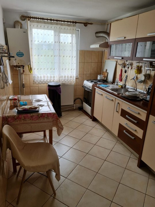 APARTAMENT 2 CAMERE, DECOMANDAT, MOBILAT SI UTILAT, TUDOR 