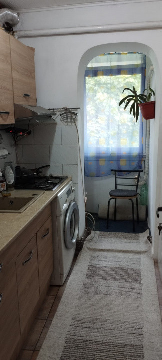 APARTAMENT 2 CAMERA, SEMIDECOMANDAT, MOBILAT SI UTILAT, PODU ROS