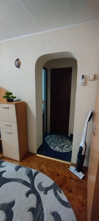 APARTAMENT 2 CAMERA, SEMIDECOMANDAT, MOBILAT SI UTILAT, PODU ROS