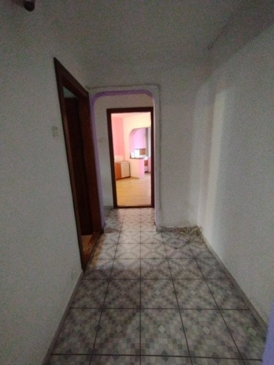 Apartament 3 camere decomandat Canta etaj 1 2 balcoane