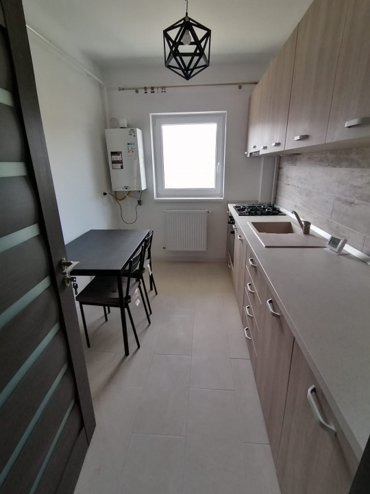 APARTAMENT 1 CAMERA, DECOMANDAT, PRIMA CHIRIE, TOTUL NOU