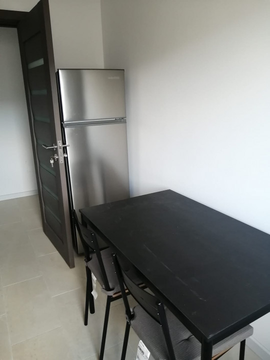 APARTAMENT 1 CAMERA, DECOMANDAT, PRIMA CHIRIE, TOTUL NOU