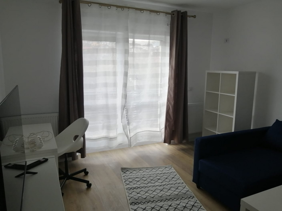 APARTAMENT 1 CAMERA, DECOMANDAT, PRIMA CHIRIE, TOTUL NOU