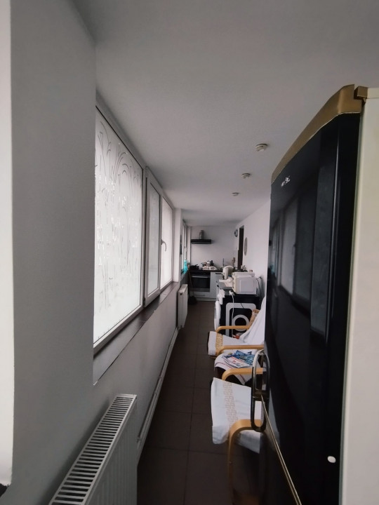 Apartament 3 camere renovat si mobilat 16mp balcon Arcu-Gara
