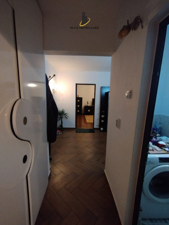 Apartament 3 camere renovat si mobilat 16mp balcon Arcu-Gara