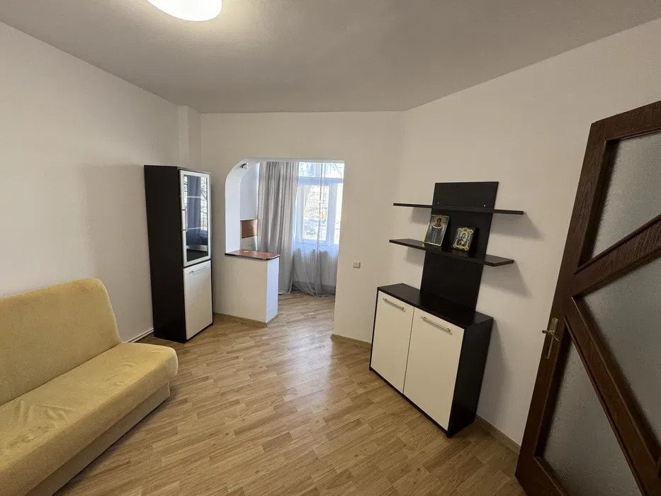 Apartament 3 camere decomandat etaj 1 Canta-Profi