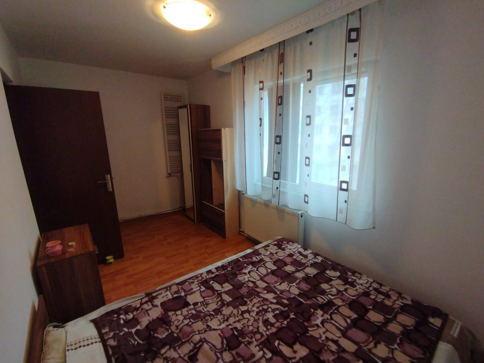 Apartament 2 camere etaj 1 fara risc seismic Podul Ros-Splai Bahlui