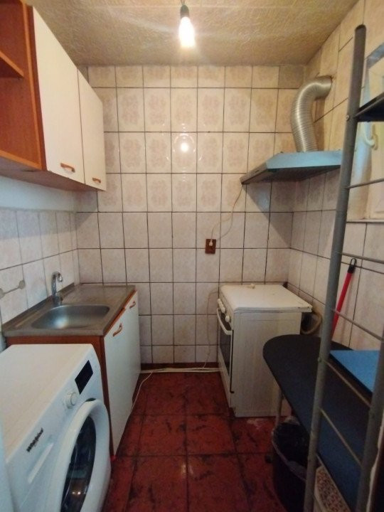 Apartament 2 camere etaj 1 fara risc seismic Podul Ros-Splai Bahlui