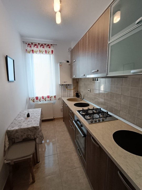 APARTAMENT 2 CAMERE, DECOMANDAT, ETAJ 2, BLOC NOU, MOBILAT SI UTILAT, PARCARE