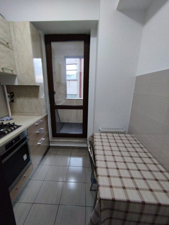 Apartament 3 camere bloc nou Pacurari-Petru Poni 