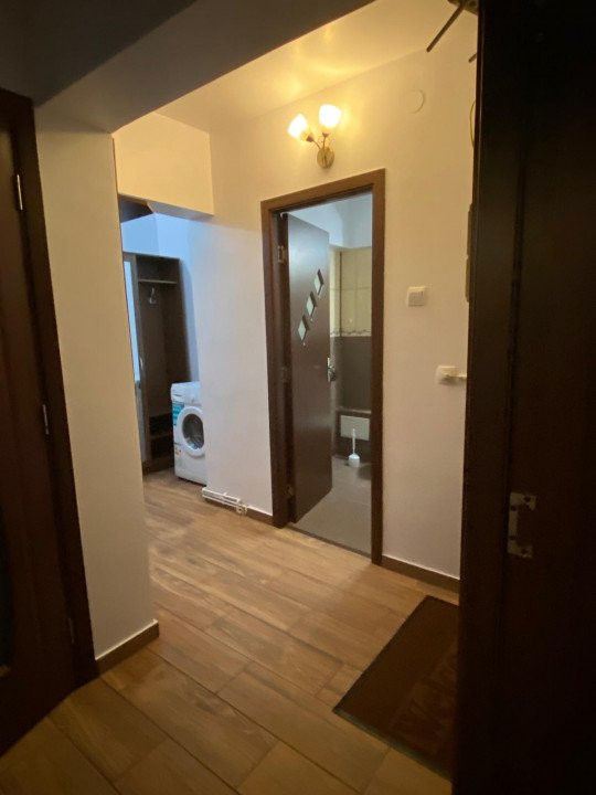 Apartament 2 camere decomandat renovat prima chirie Sf Lazar- Auchan