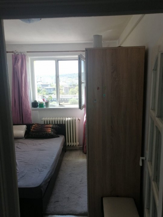 APARTAMENT 2 CAMERE, MOBILAT SI UTILAT IDEAL INVESTITIE GARA KOSAROM