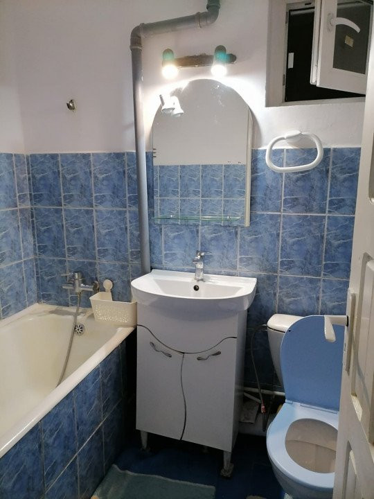 APARTAMENT 2 CAMERE, MOBILAT SI UTILAT IDEAL INVESTITIE GARA KOSAROM