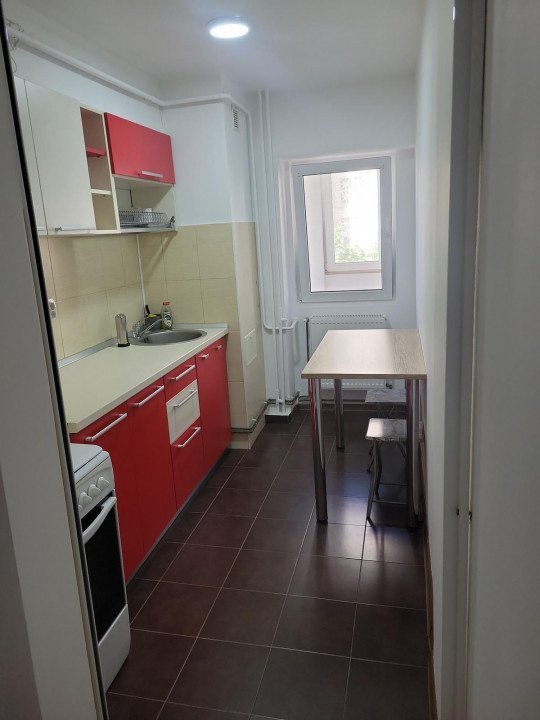 APARTAMENT 1 CAMERA, DECOMANDAT, PACURARI, ETAJ 1