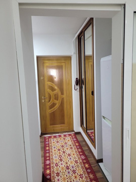 APARTAMENT 1 CAMERA, DECOMANDAT, PACURARI, ETAJ 1