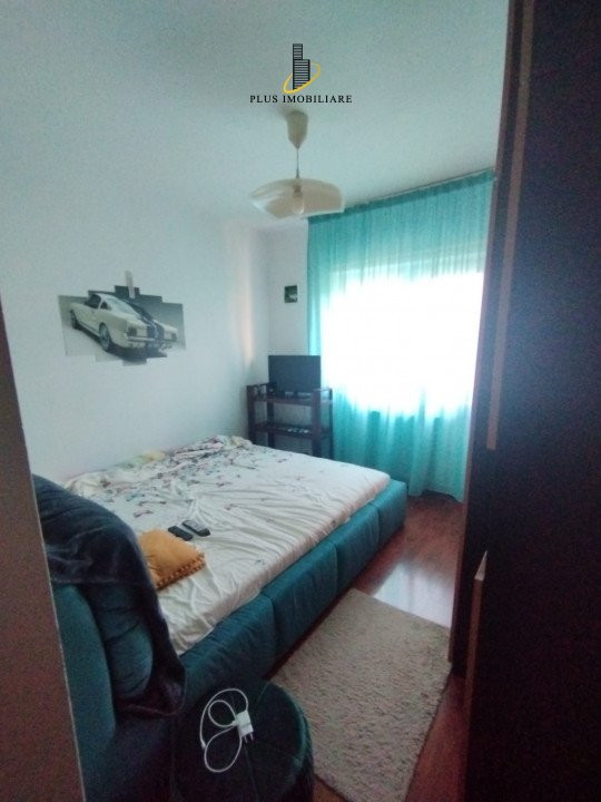 Apartament 3 camere decomandat ideal locuit Pacurari-Petru Poni