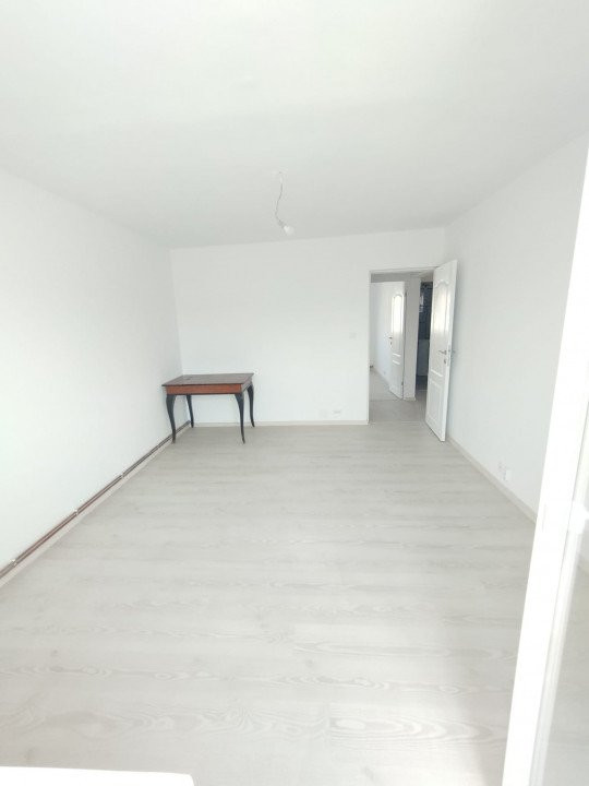 Apartament 2 camere decomandat RENOVAT complet dressing 2 boxe Gara - BRD