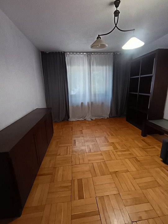 APARTAMENT 2 CAMERE, DECOMANDAT, ETAJ 1, MOBILAT SI UTILAT, TUDOR NECULAI