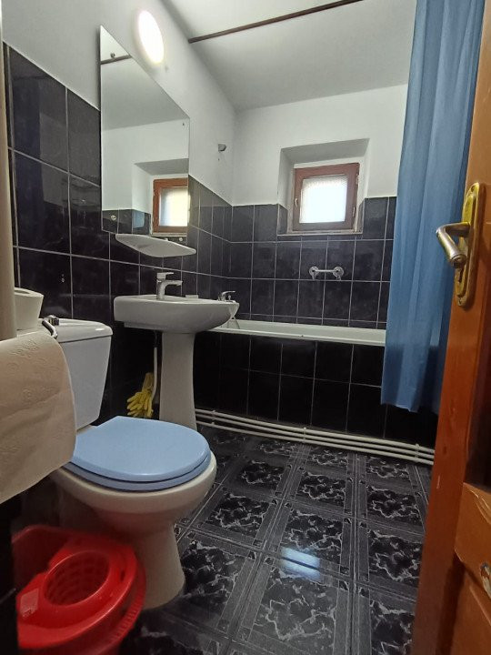 APARTAMENT 2 CAMERE, DECOMANDAT, ETAJ 1, MOBILAT SI UTILAT, TUDOR NECULAI