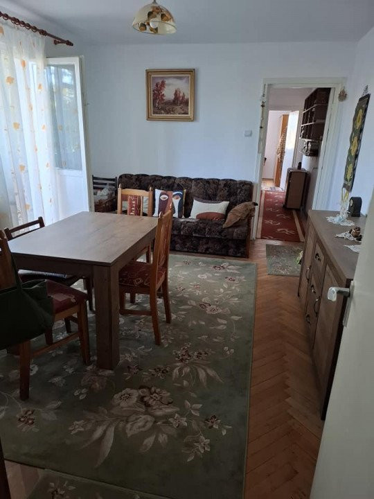 APARTAMENT 3 CAMERE, SEMIDECOMANDAT, TATARASI