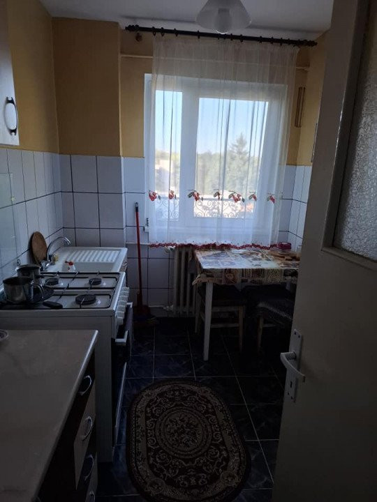 APARTAMENT 3 CAMERE, SEMIDECOMANDAT, TATARASI