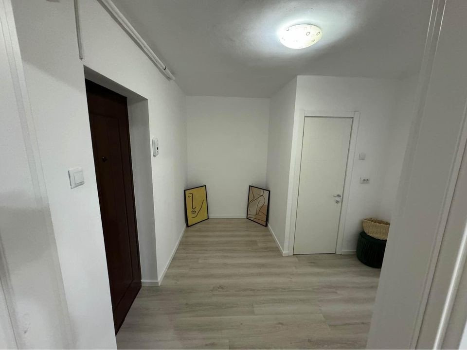 APARTAMENT 1 CAMERA,DECOMANDAT,FRUMOASA, BLOC FARA RISC DIN 1985