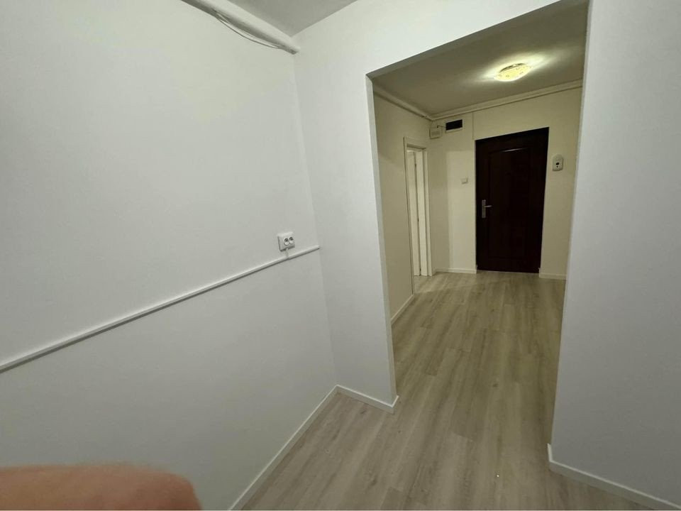 APARTAMENT 1 CAMERA,DECOMANDAT,FRUMOASA, BLOC FARA RISC DIN 1985